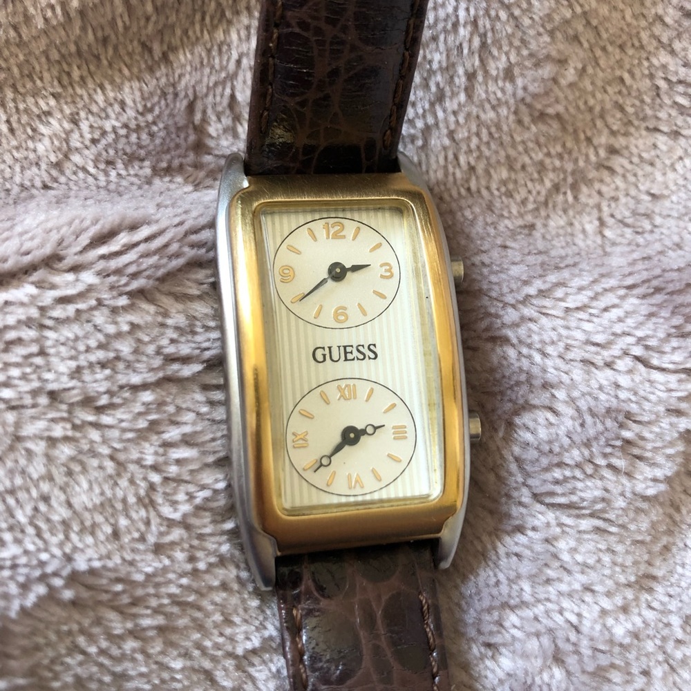Guess? 2 face watch. New batteries. Excellent Condition.
